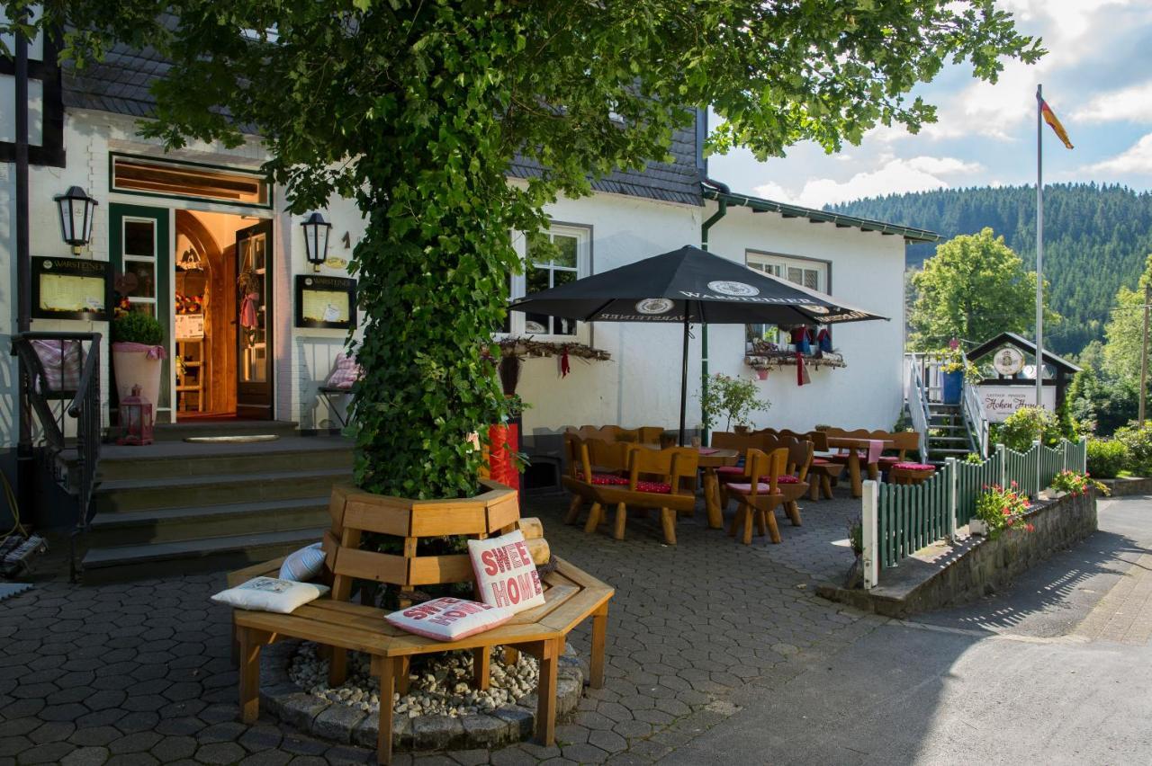 Hotel Gasthof Zur Hohen Hunau Schmallenberg Esterno foto